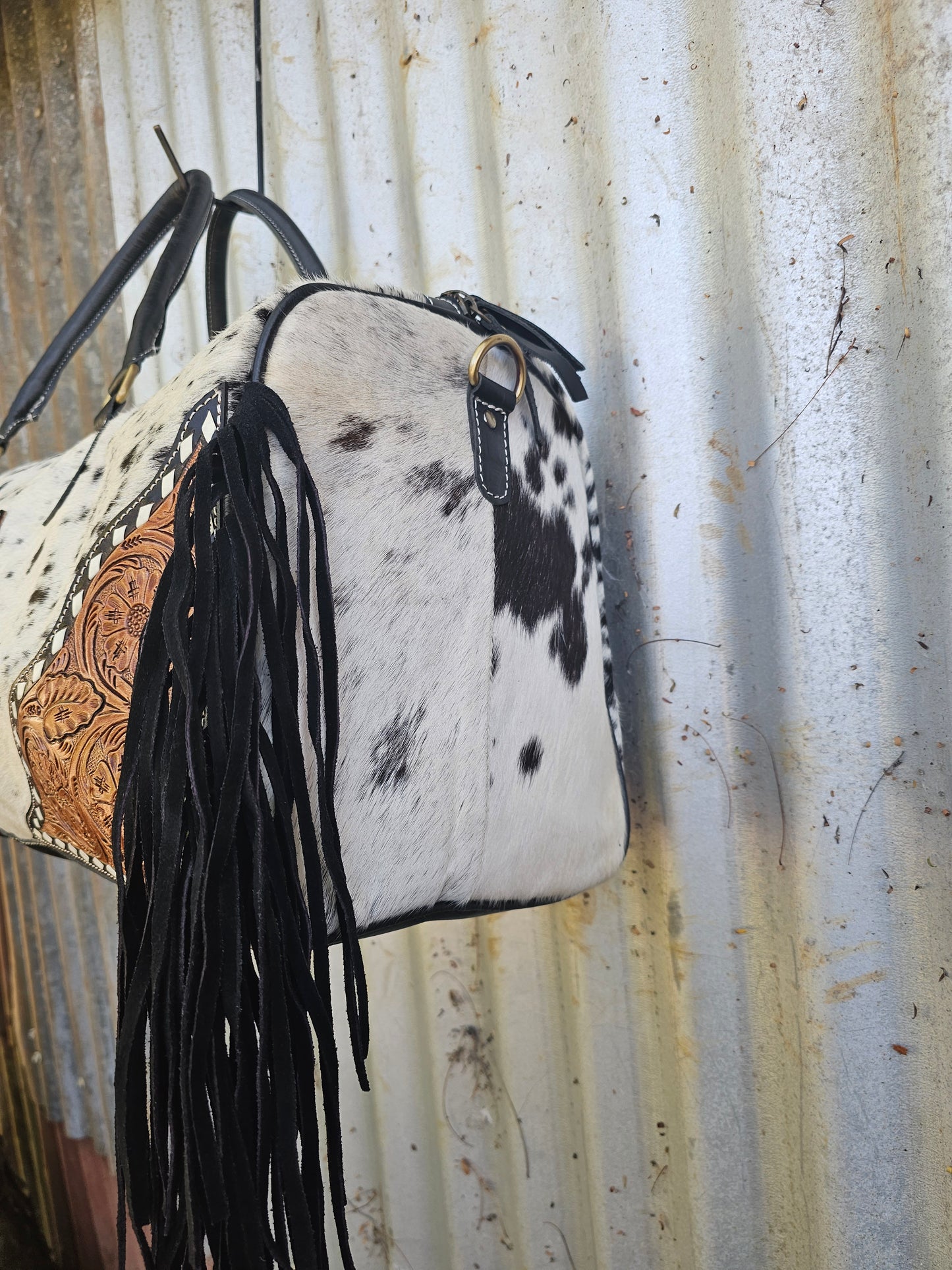 Texas duffle black white