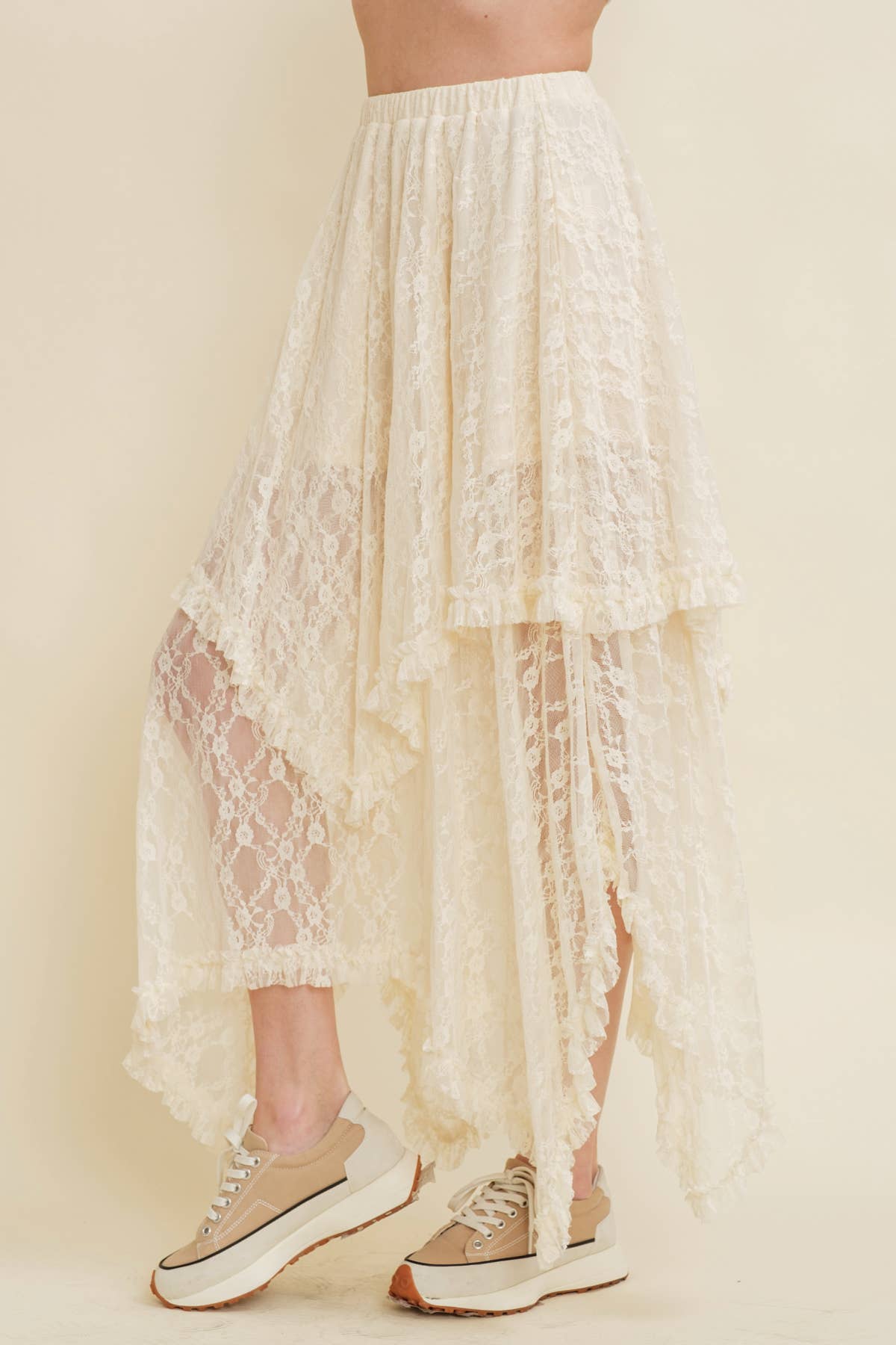 Lace skirt