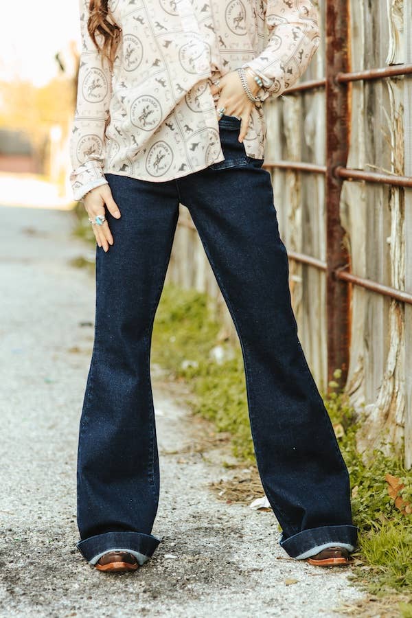 Front Pocket Flare Jeans