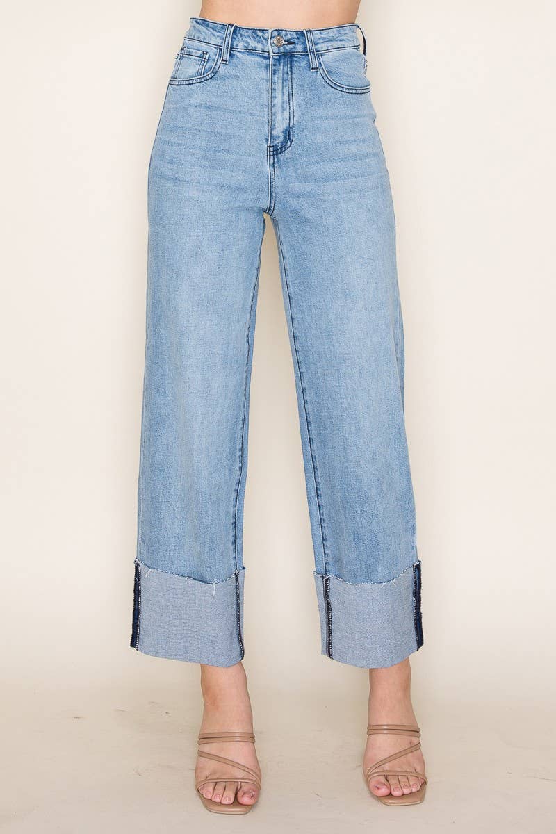 STRAIGHT LEG BOYFRIEND FIT CUFFED JEANS