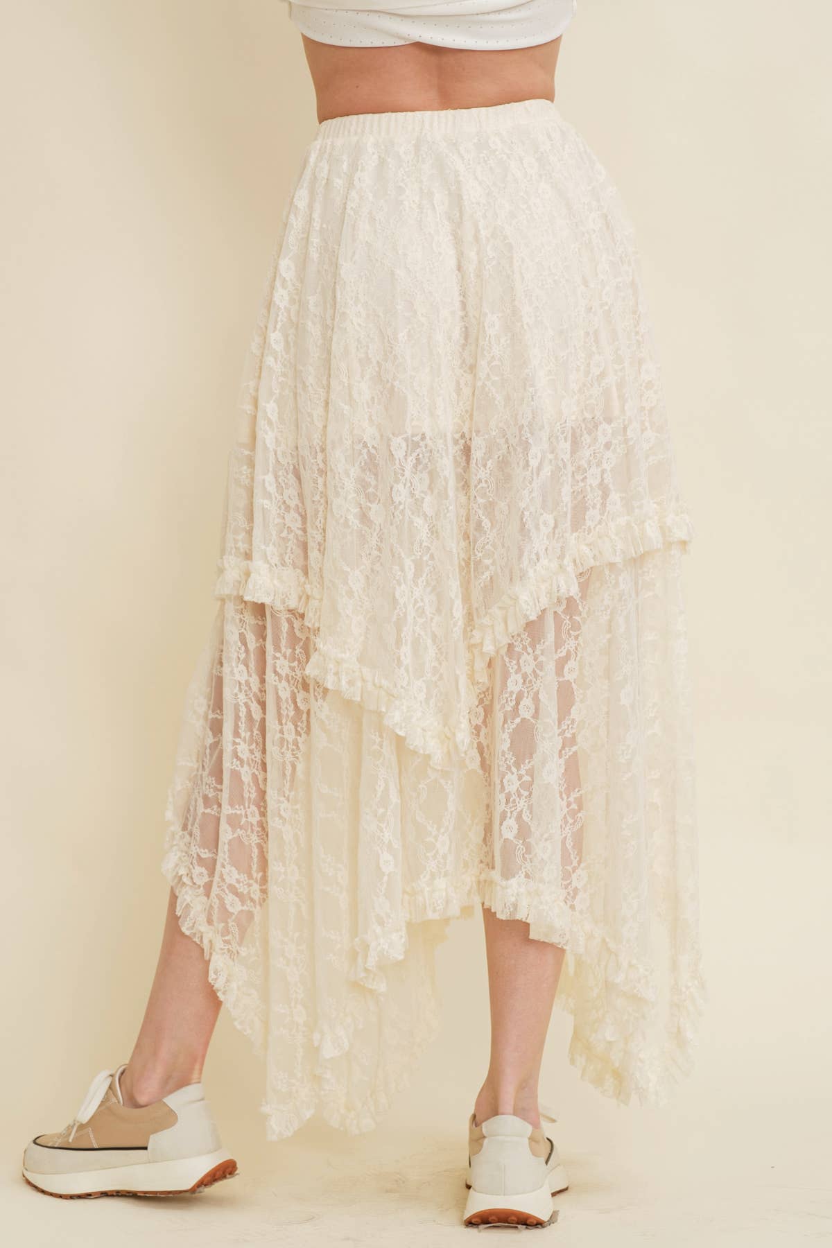 Lace skirt