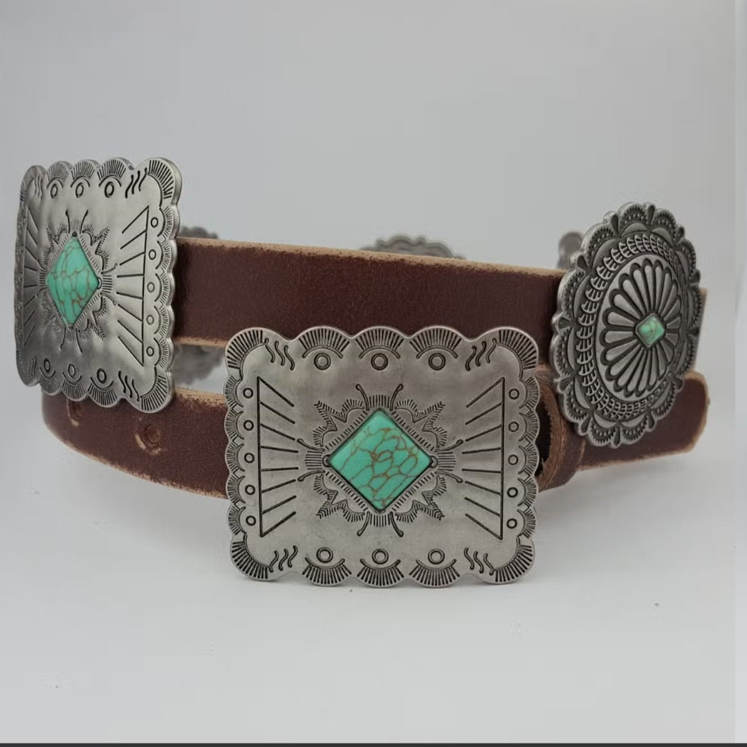 Concho belt in chocolate