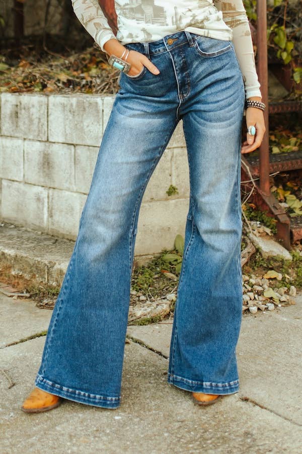 Dark Wash Flare