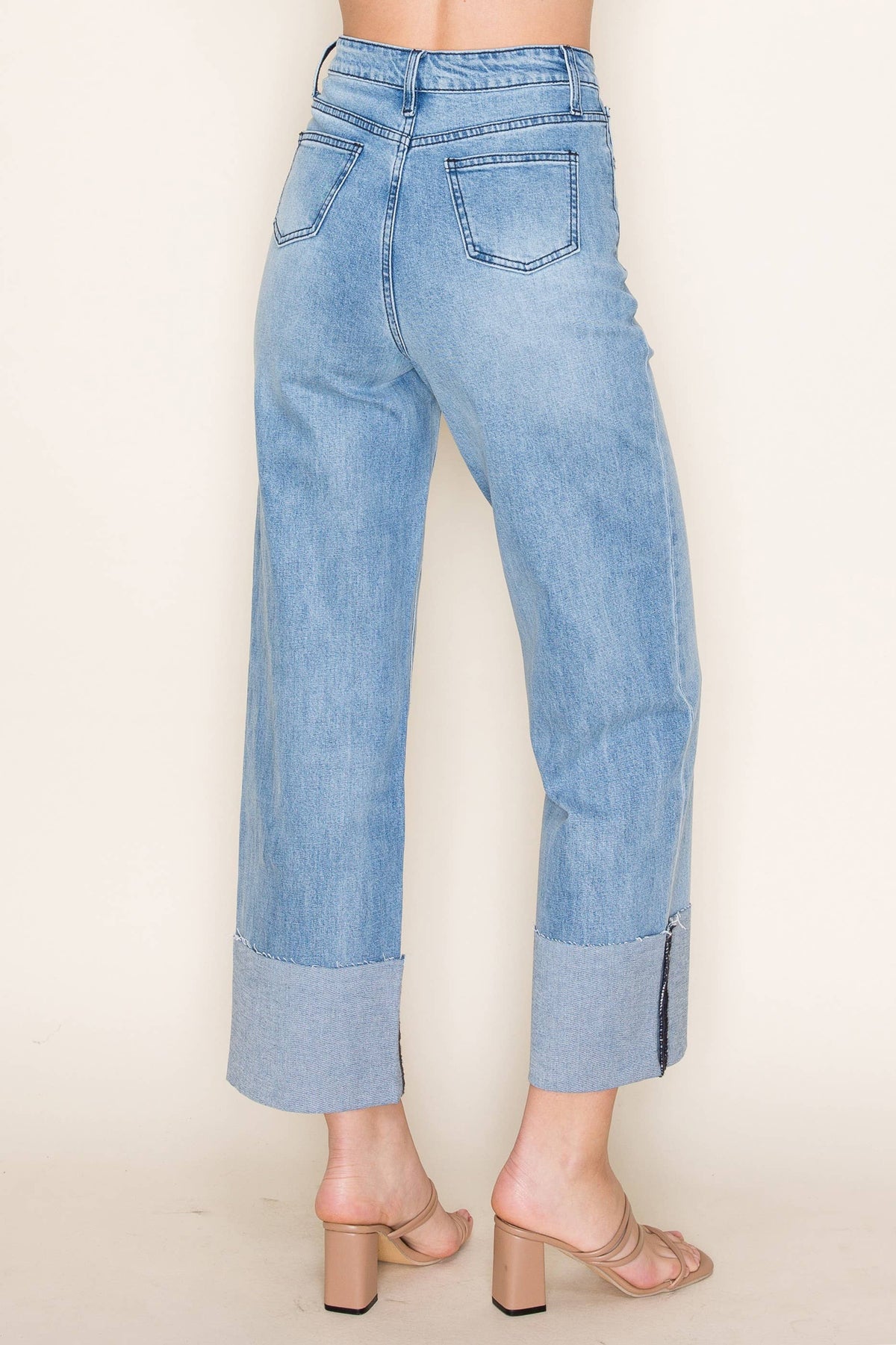 STRAIGHT LEG BOYFRIEND FIT CUFFED JEANS