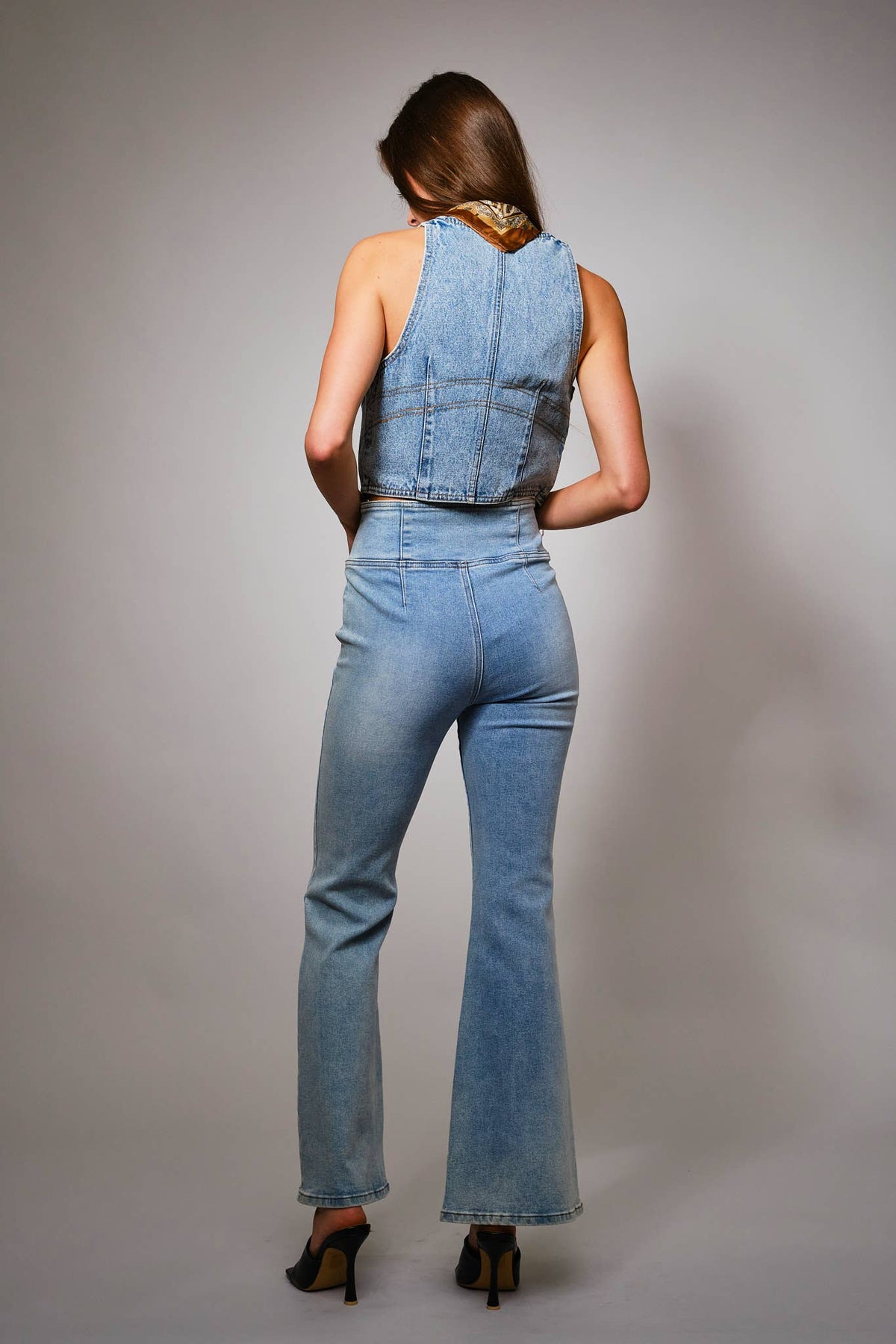 light blue cropped denim vest western cowgirl outfit