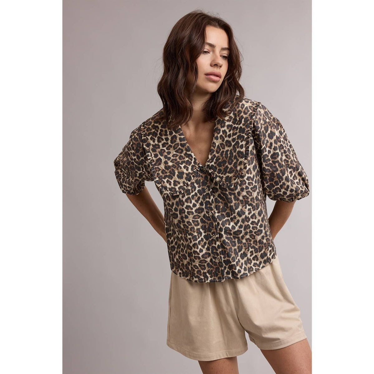Women's leopard print Peter Pan collar blouse